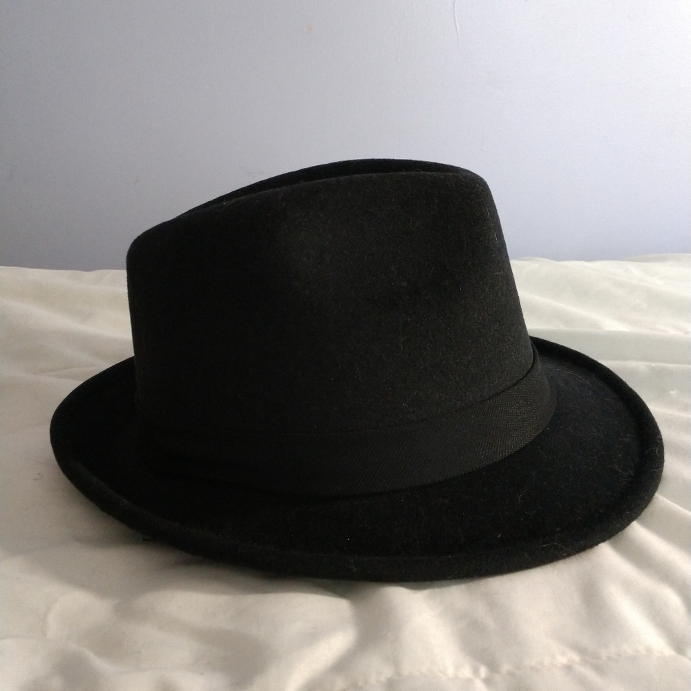 NWT Vintage Style Black Felt Hat for ladies